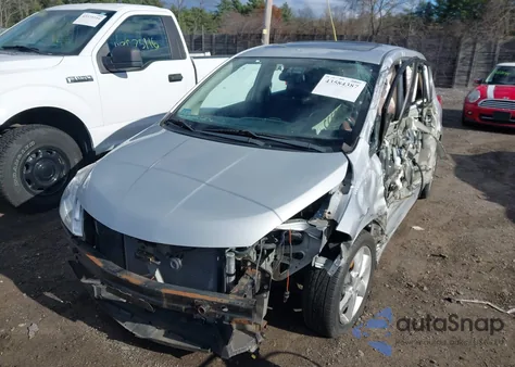 2011 Nissan Versa 1.8Sl z USA, uszkodzony, nr VIN 3N1BC1CP4BL444067